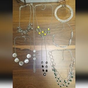 Lot of 20 Gorgeous Necklaces, all in Various Styles